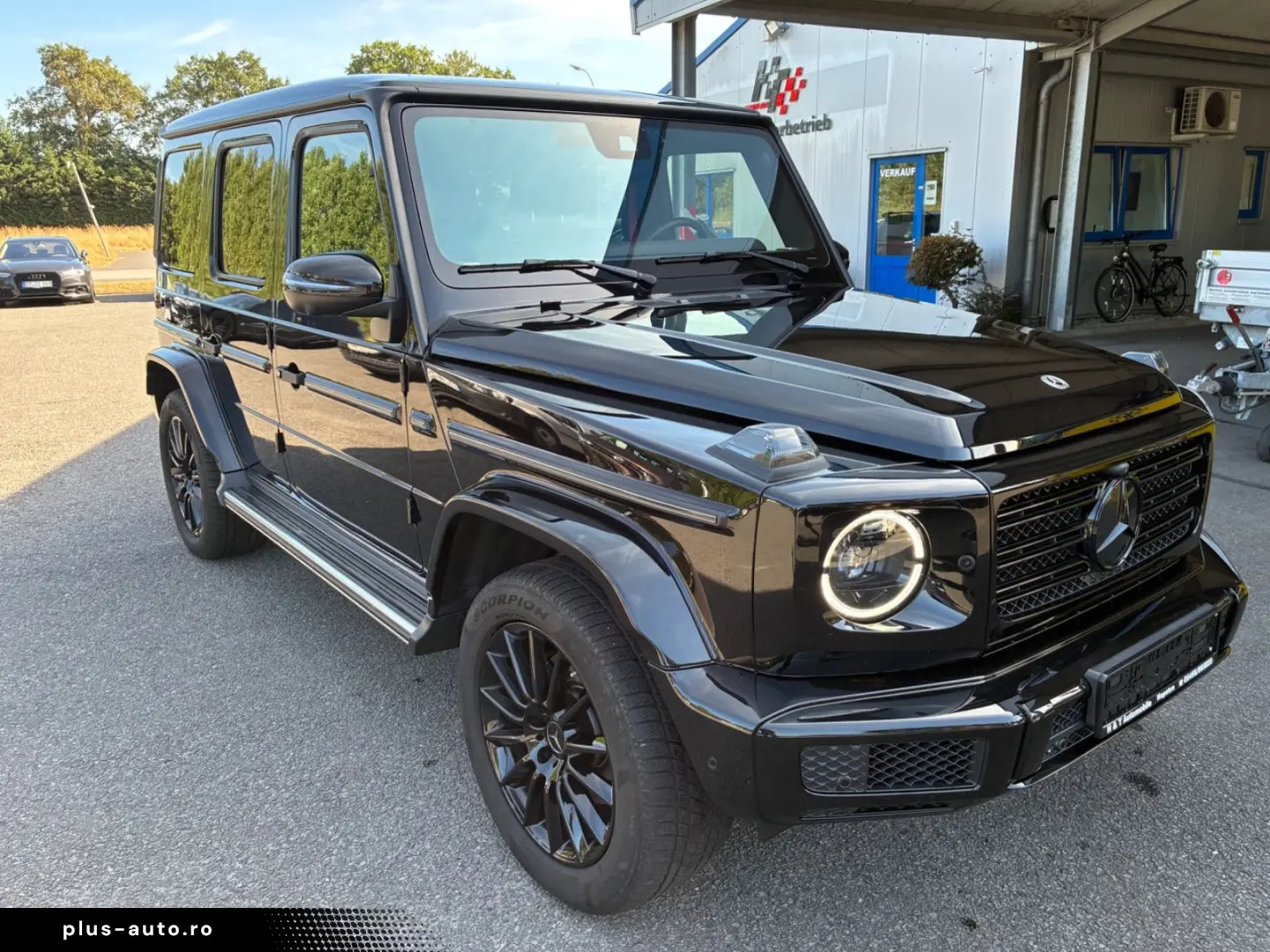 MERCEDES-BENZ G 400