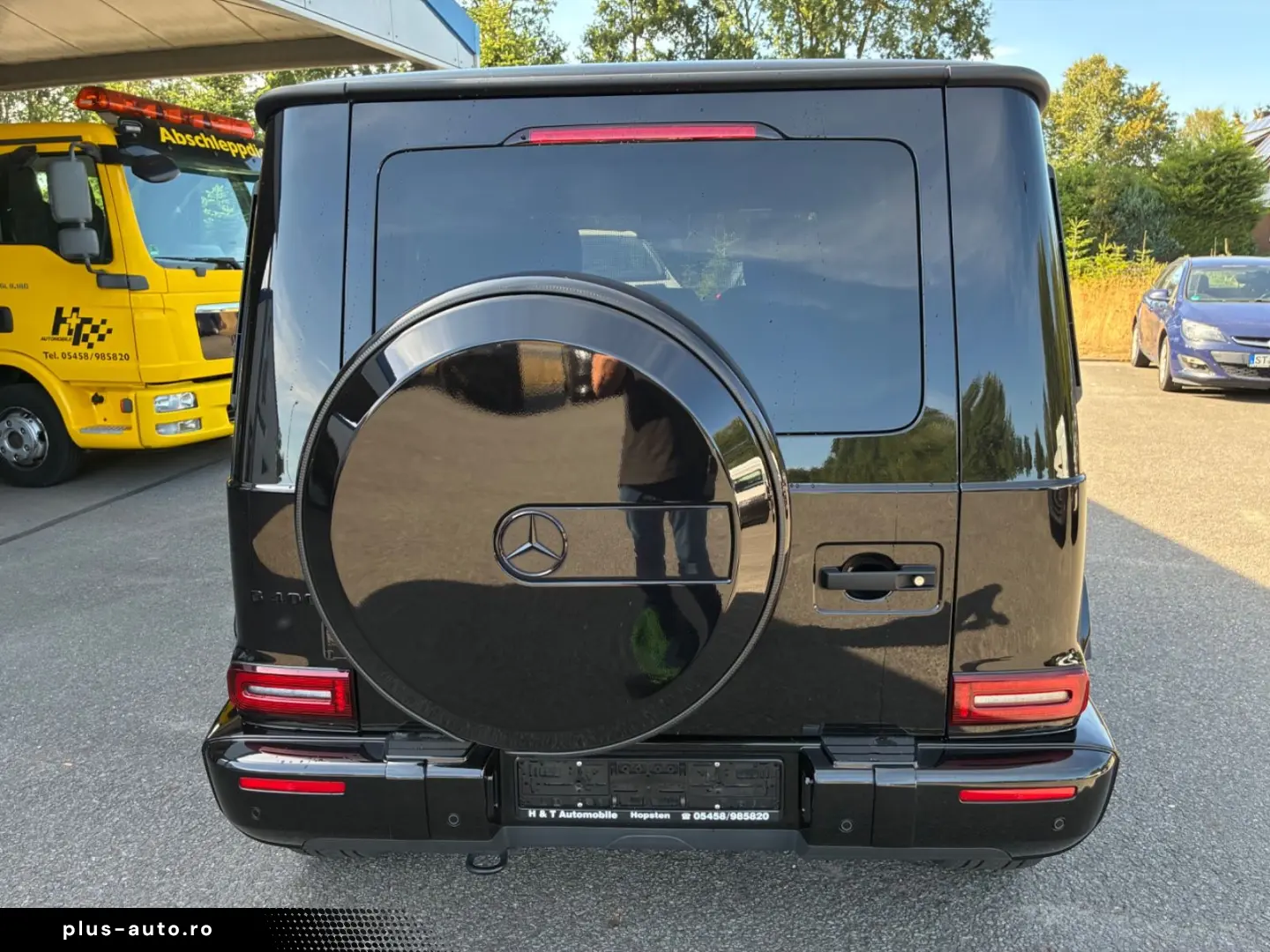 MERCEDES-BENZ G 400