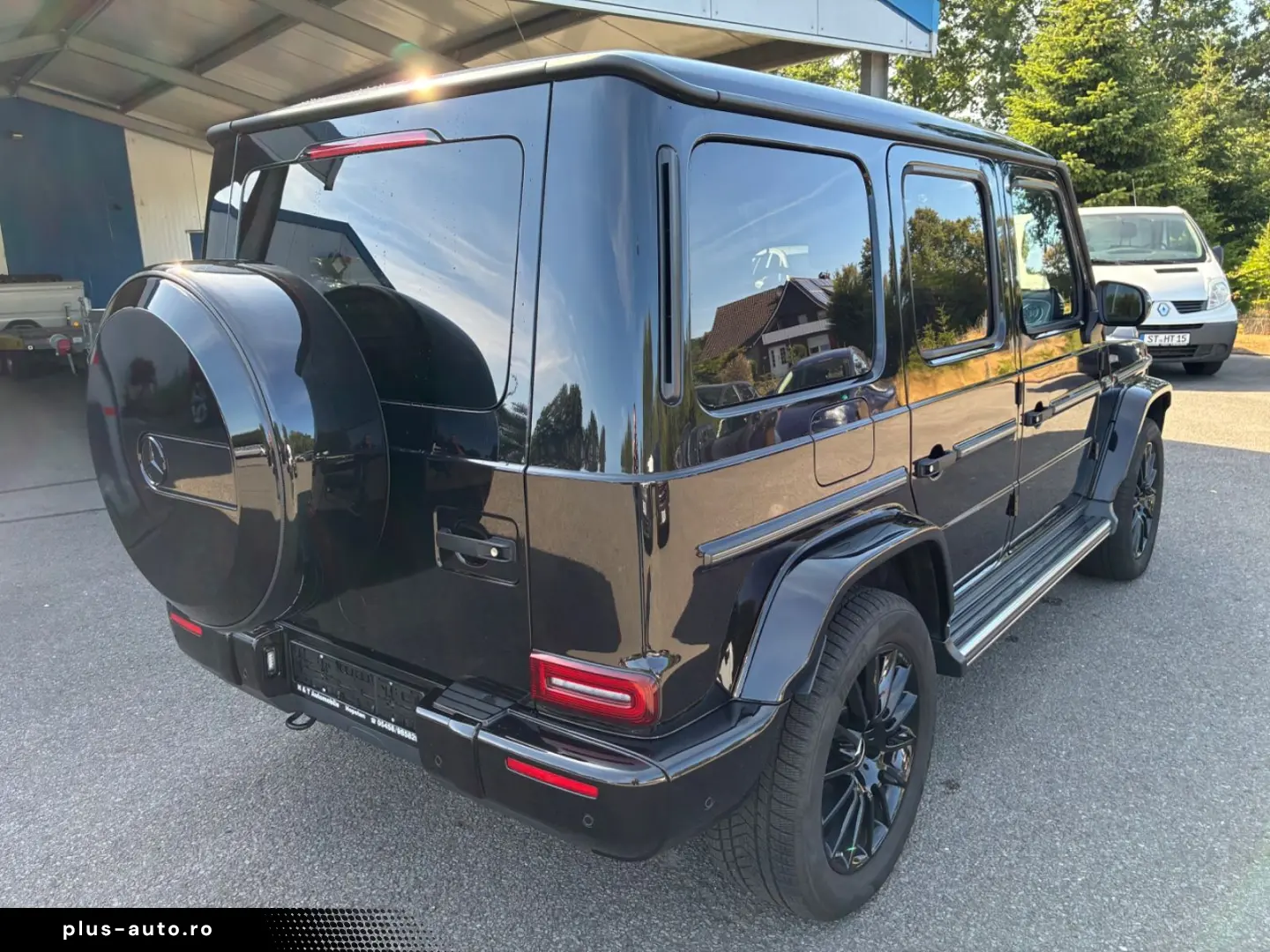 MERCEDES-BENZ G 400