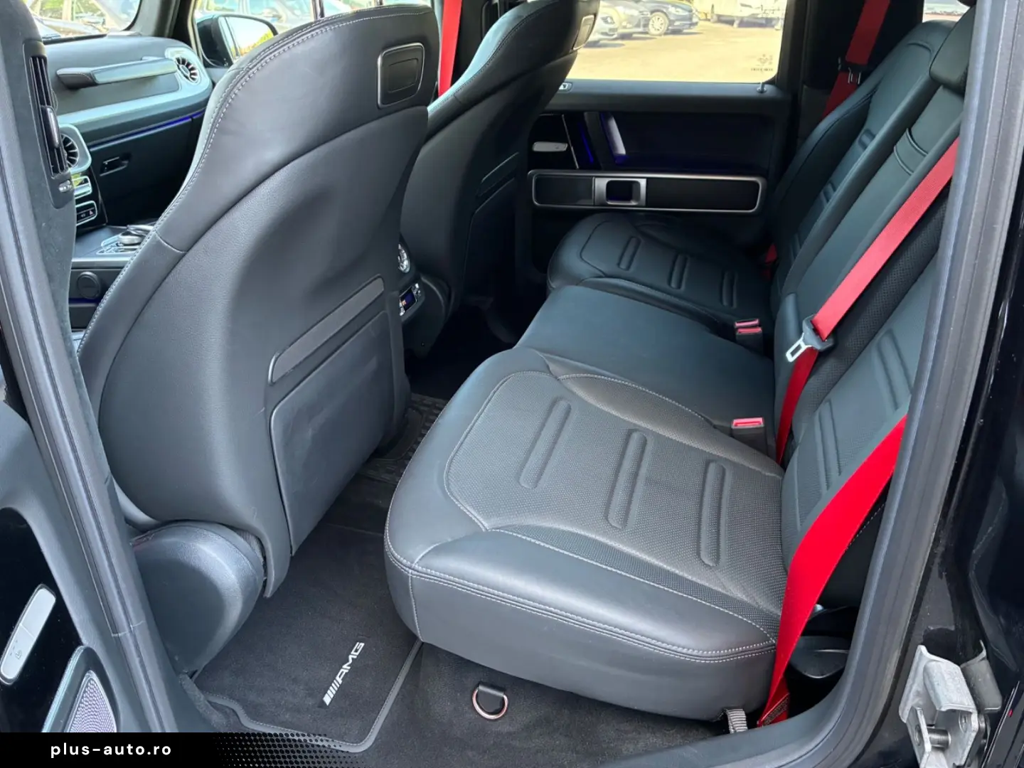 MERCEDES-BENZ G 400