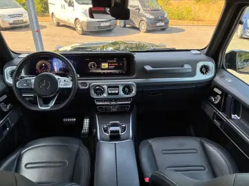 MERCEDES-BENZ G 400