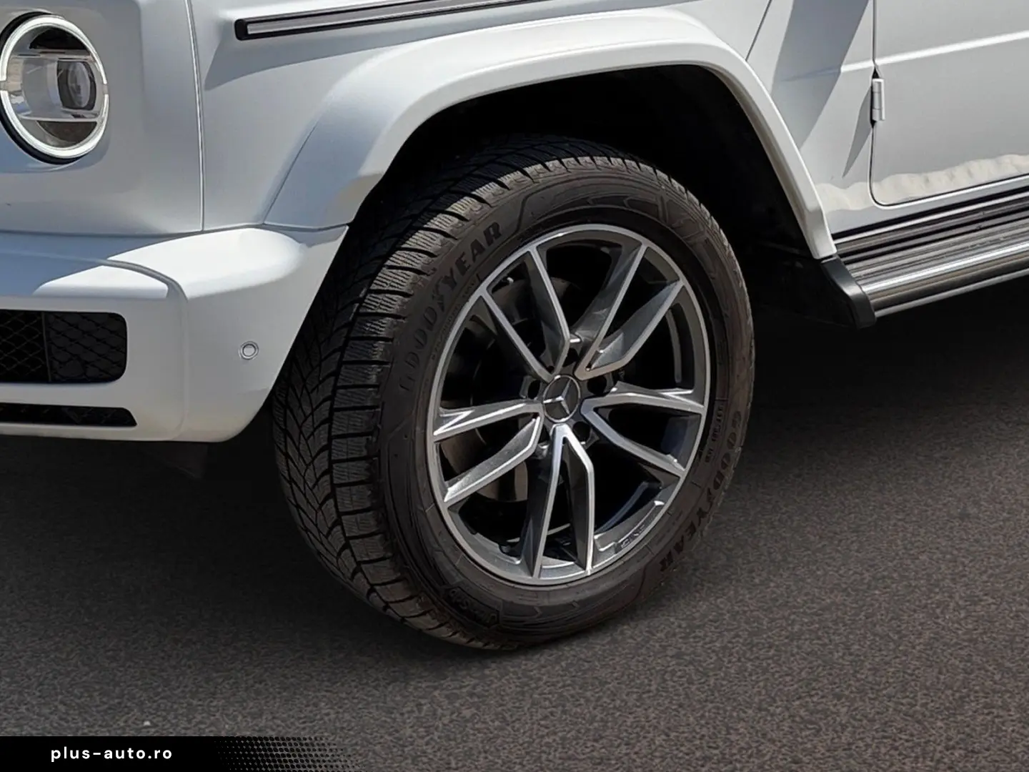 MERCEDES-BENZ G 400 D