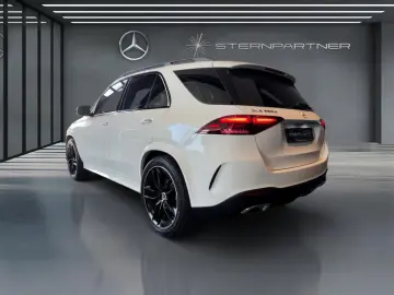 MERCEDES-BENZ GLE 450 d 4M AMG Night Pano AHK HuD Burmester
