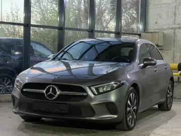 Mercedes-Benz A 250 e