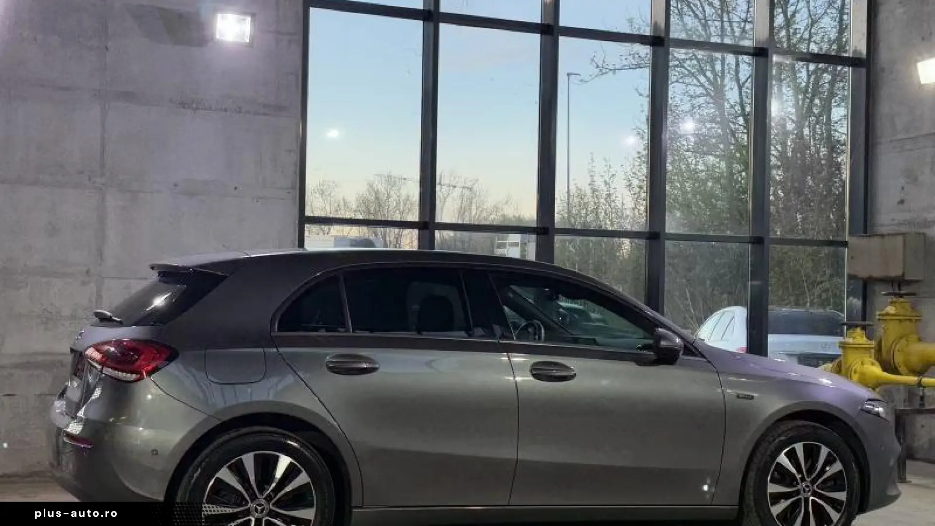 Mercedes-Benz A 250 e