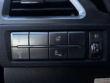 SSANGYONG Korando Bliss 2WD Automatik Navi Kamera Sitzhzg.