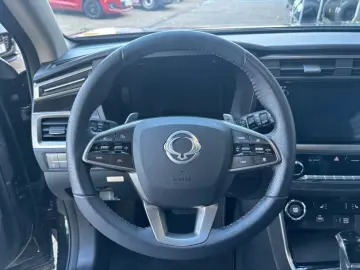 SSANGYONG Korando Bliss 2WD Automatik Navi Kamera Sitzhzg.