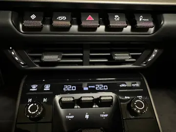Porsche 911 Turbo S 992.2 - Panoramic