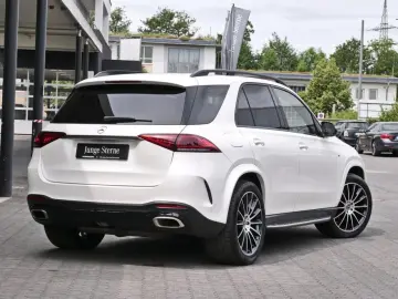 MERCEDES-BENZ GLE 450 4M AMG Night Panorama Distronic AHK