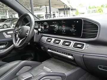 MERCEDES-BENZ GLE 450 4M AMG Night Panorama Distronic AHK