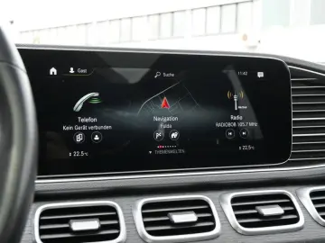 MERCEDES-BENZ GLE 450 4M AMG Night Panorama Distronic AHK