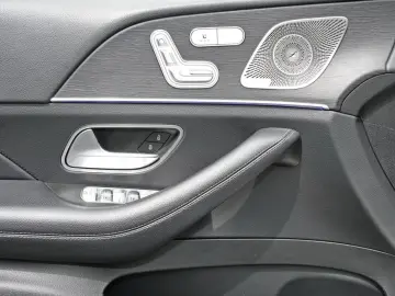 MERCEDES-BENZ GLE 450 4M AMG Night Panorama Distronic AHK