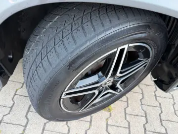 MERCEDES-BENZ GLE 450 AMG Night Panorama