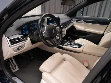 BMW 745e M-Sport