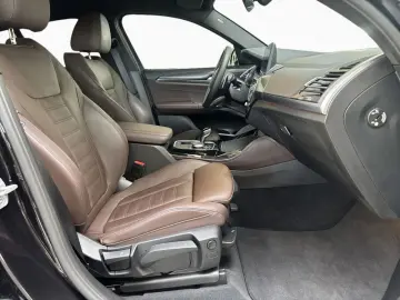 BMW X4 xDr30d M Sport AHK Laser HUD Stop Go LivePro