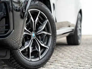 BMW X4 xDrive30i M-Sport AHK PANO HuD ACC Laser KoZg