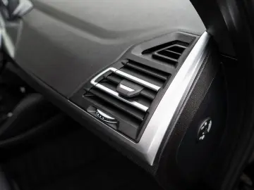 BMW X4 xDrive30i M-Sport AHK PANO HuD ACC Laser KoZg