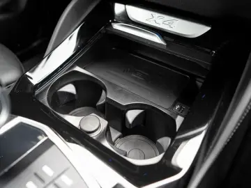 BMW X4 xDrive30i M-Sport AHK PANO HuD ACC Laser KoZg