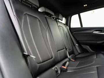 BMW X4 xDrive30i M-Sport AHK PANO HuD ACC Laser KoZg
