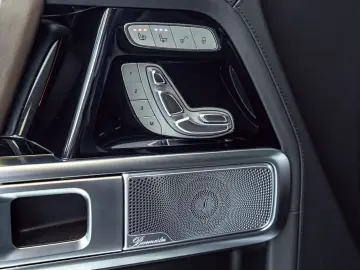 MERCEDES-BENZ G400d  AMG Line Superior Burmester Ful…