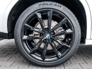 BMW X4 xDrive20d M SPORT AHK PANO ACC HuD HiFi
