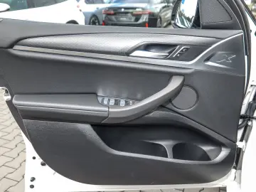 BMW X4 xDrive20d M SPORT AHK PANO ACC HuD HiFi