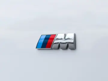 BMW X4 xDrive20d M SPORT AHK PANO ACC HuD HiFi