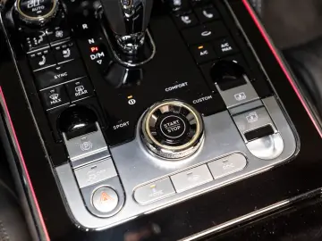 BENTLEY Flying Spur Azure Hybrid  Black Edition Touring