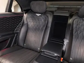 BENTLEY Flying Spur Azure Hybrid  Black Edition Touring
