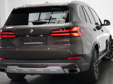 BMW X5 30d xDrive INDIVIDUAL PANO LUFT H&K 360 HUD