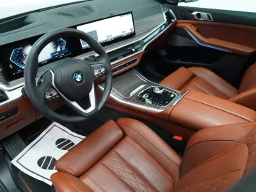 BMW X5 30d xDrive INDIVIDUAL PANO LUFT H&K 360 HUD