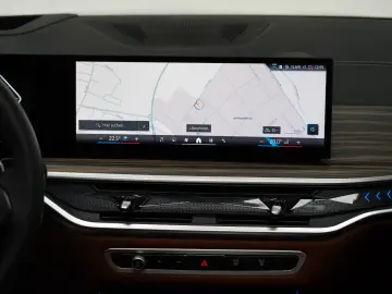BMW X5 30d xDrive INDIVIDUAL PANO LUFT H&K 360 HUD
