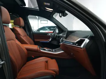 BMW X5 30d xDrive INDIVIDUAL PANO LUFT H&K 360 HUD
