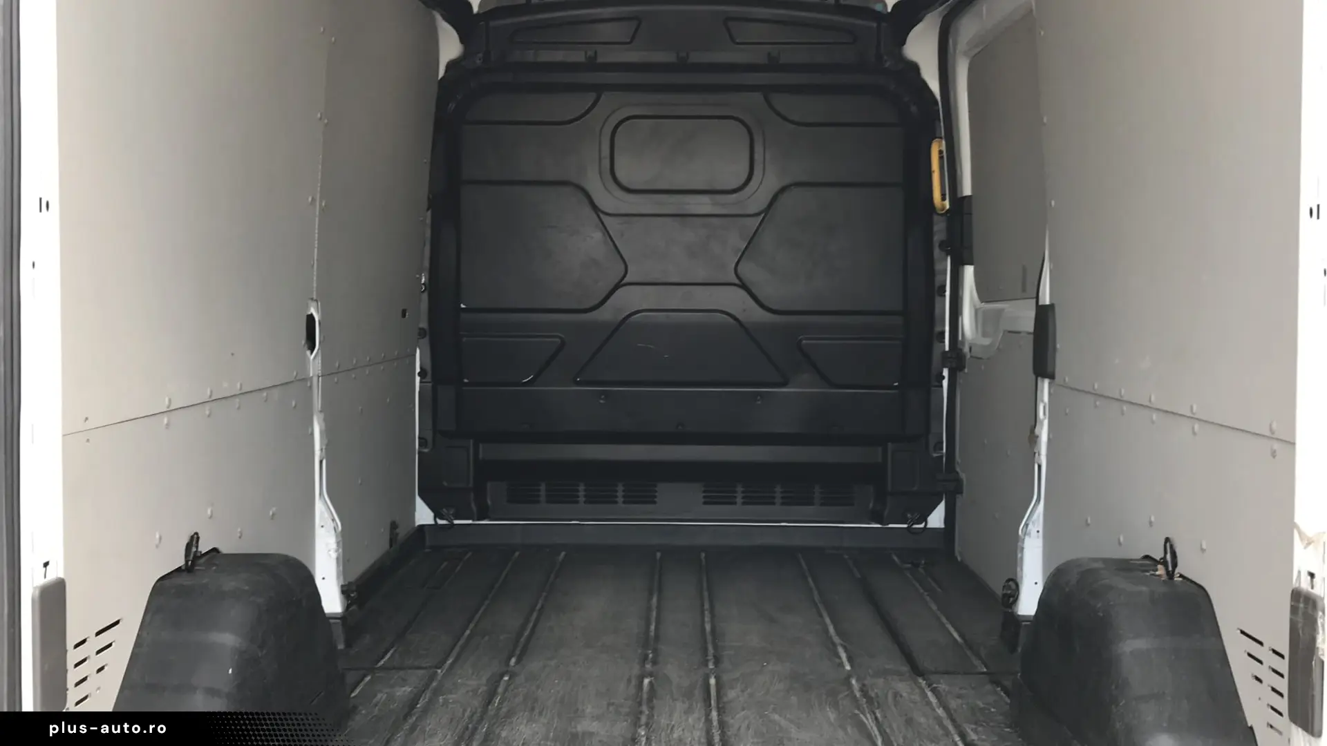 Ford Transit L3H2