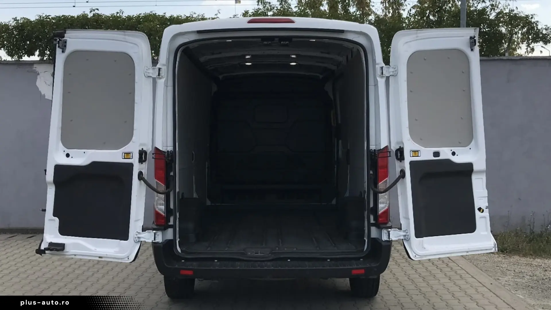 Ford Transit L3H2
