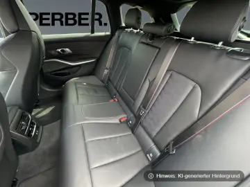 BMW M3 Competition Touring_Carbon_Harman_Kardon_360