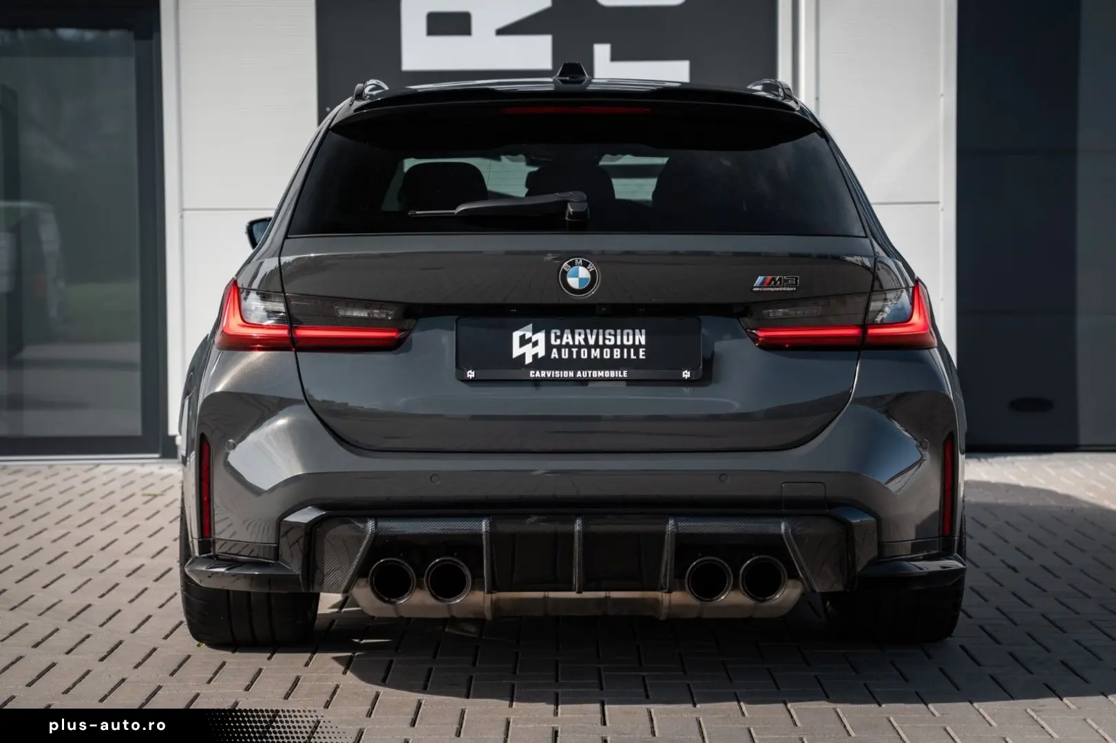 BMW M3 Competition Touring_Carbon_Ceramic_360 H K