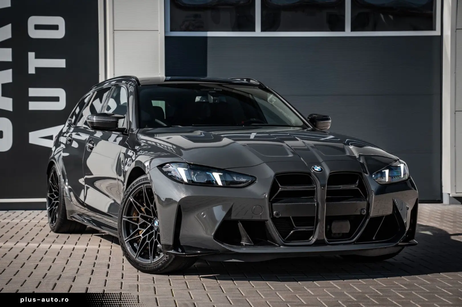 BMW M3 Competition Touring_Carbon_Ceramic_360 H K