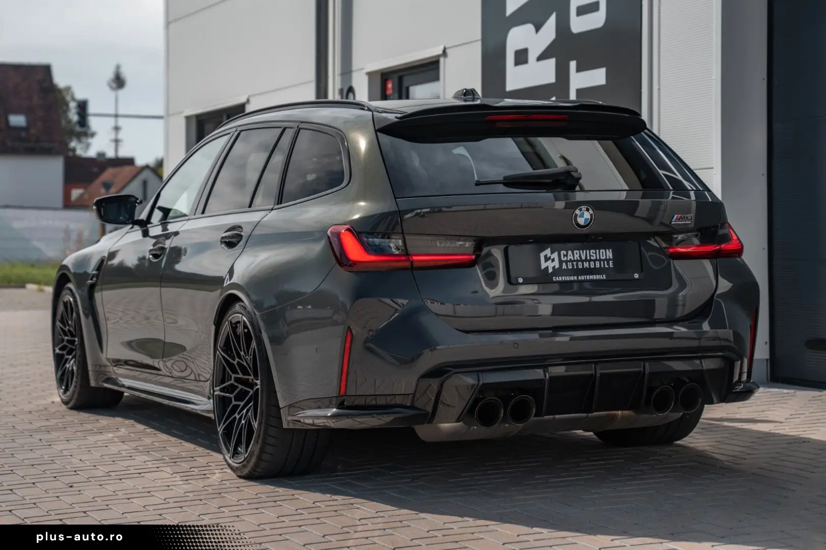 BMW M3 Competition Touring_Carbon_Ceramic_360 H K