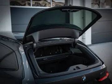 BMW M3 Competition Touring_Carbon_Ceramic_360 H K