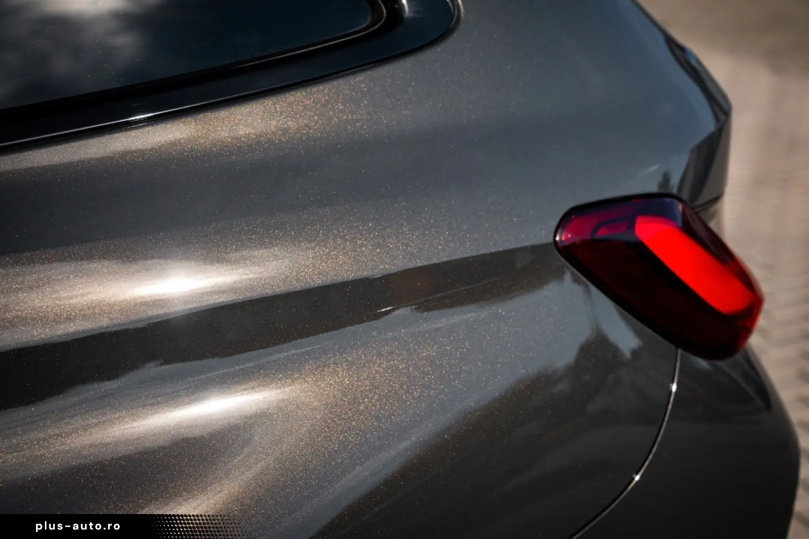 BMW M3 Competition Touring_Carbon_Ceramic_360 H K