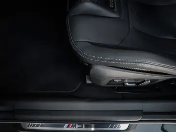 BMW M3 Competition Touring_Carbon_Ceramic_360 H K