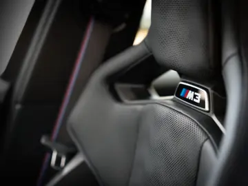 BMW M3 Competition Touring_Carbon_Ceramic_360 H K