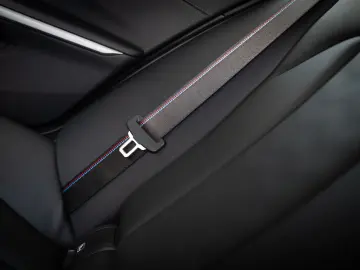 BMW M3 Competition Touring_Carbon_Ceramic_360 H K