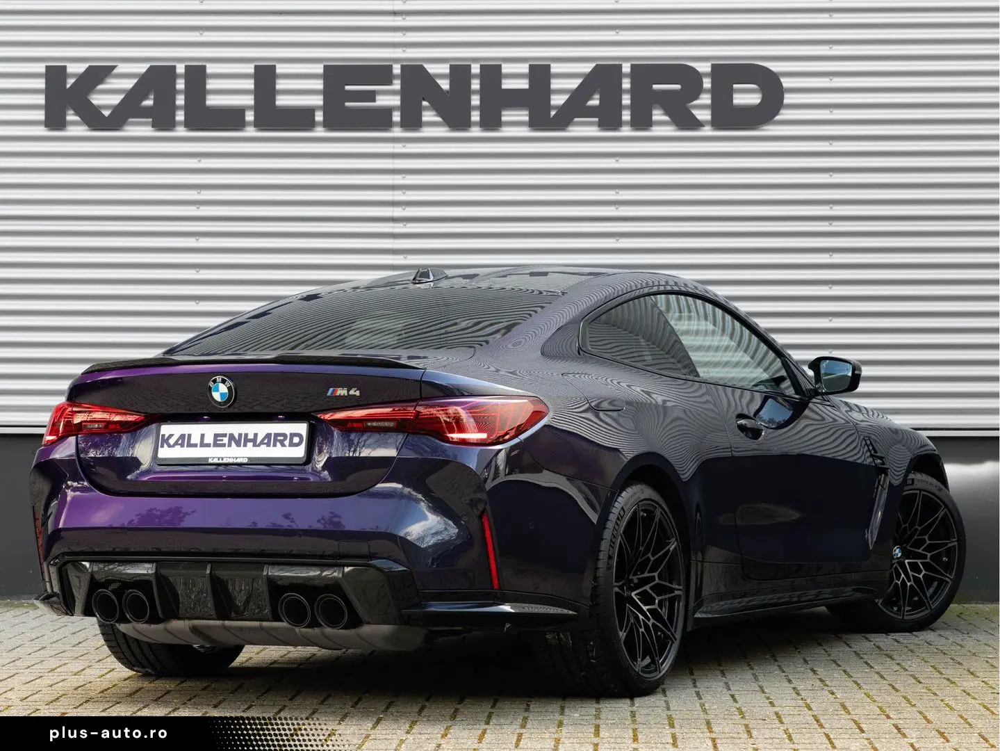 BMW M4_Manual_Carbon_Ceramic