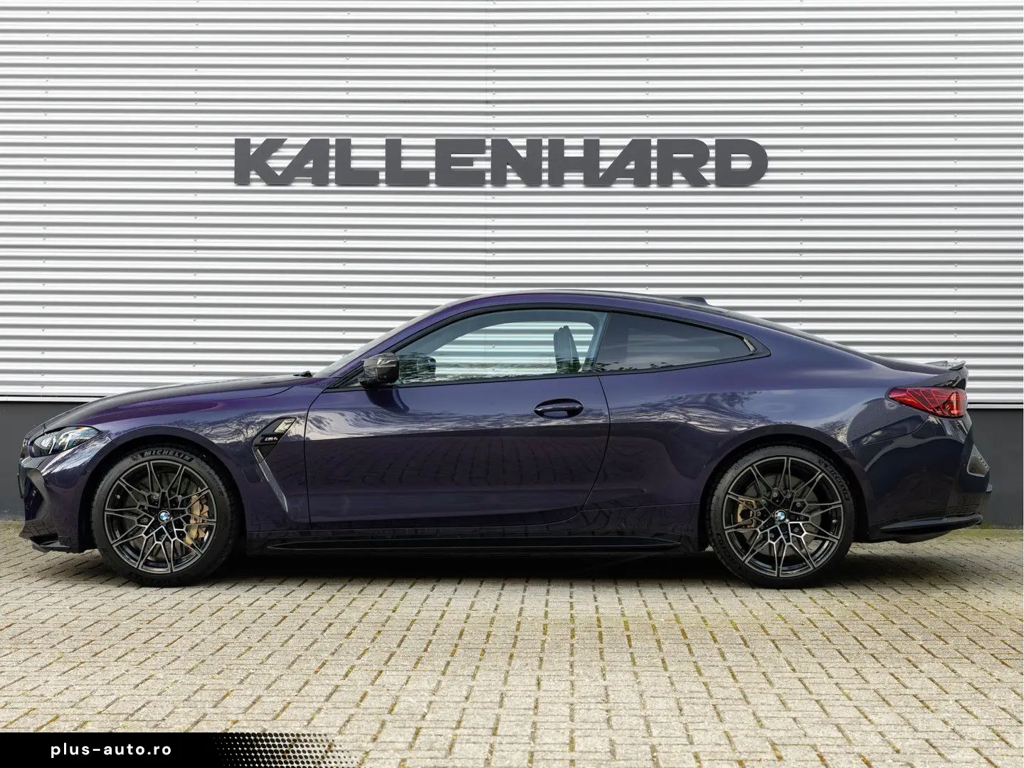BMW M4_Manual_Carbon_Ceramic