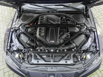BMW M4_Manual_Carbon_Ceramic