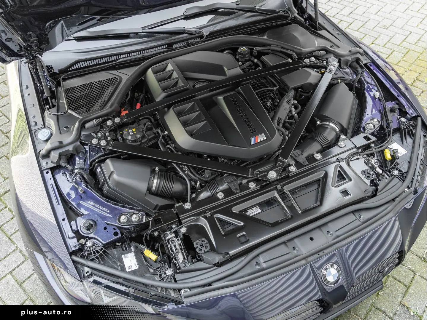 BMW M4_Manual_Carbon_Ceramic