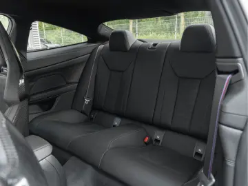 BMW M4_Manual_Carbon_Ceramic