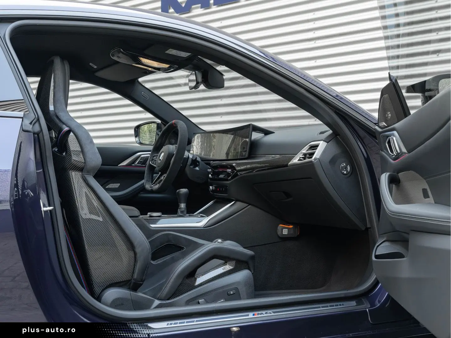 BMW M4_Manual_Carbon_Ceramic